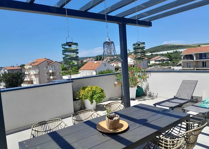 Penthouse Aurelia, Rooftop Terrace & Jacuzzi