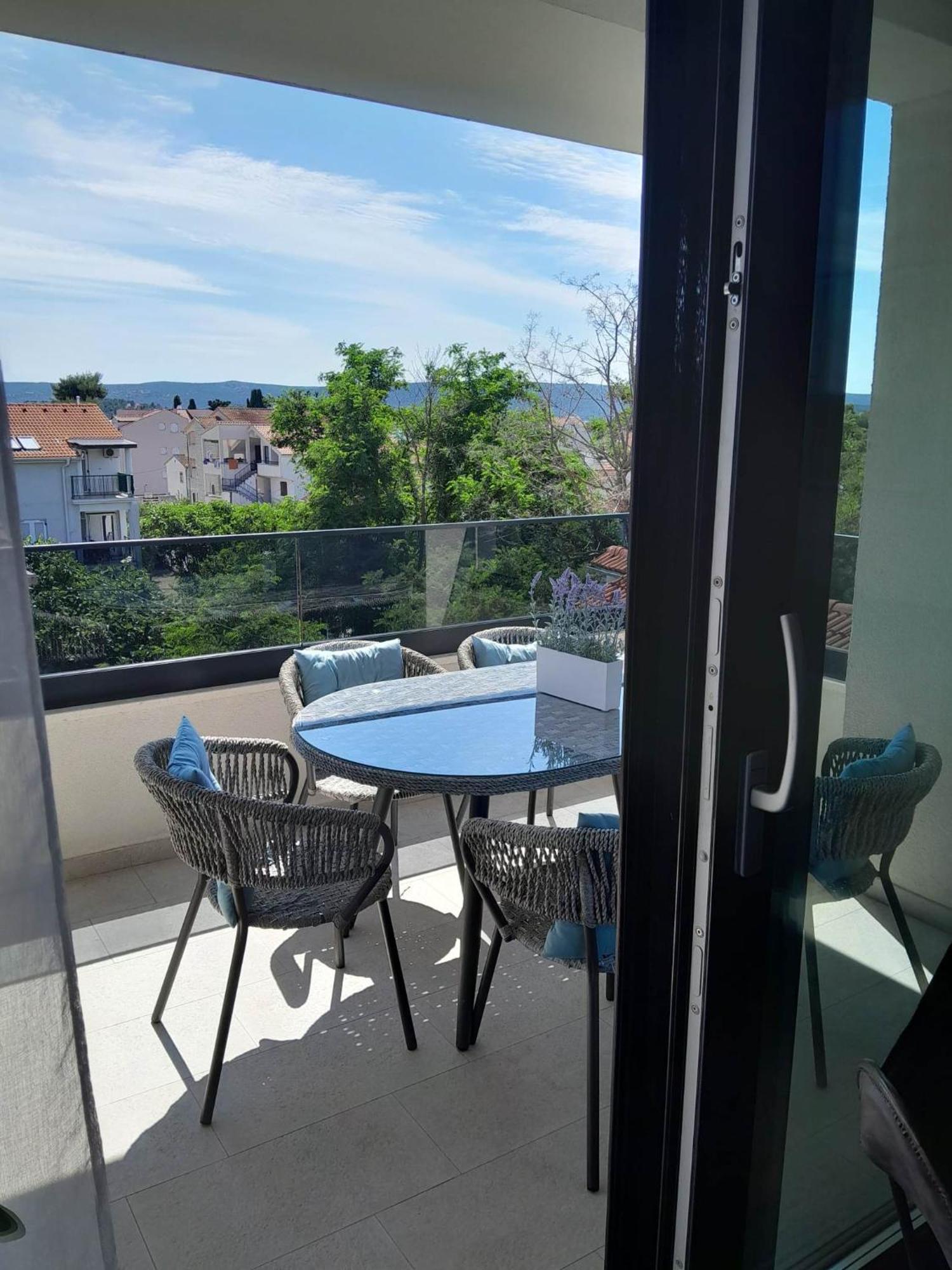 Penthouse Aurelia, Rooftop Terrace & Jacuzzi Apartament
